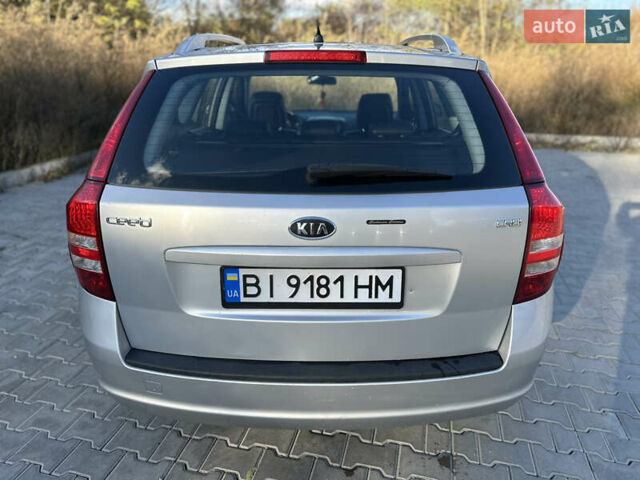 Киа Сид 2009 в Полтаве на Automoto.ua Серый Киа Сид, объемом двигателя 1.99 л и пробегом 187 тыс. км за 5300 $, фото 7 на Automoto.ua