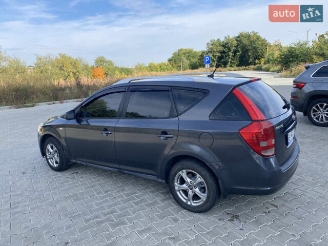 Серый Киа Сид, объемом двигателя 1.6 л и пробегом 259 тыс. км за 5700 $, фото 26 на Automoto.ua