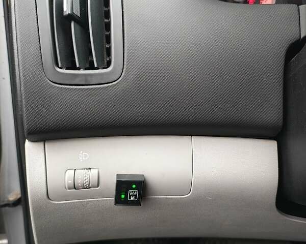 Сірий Кіа Сід, об'ємом двигуна 1.59 л та пробігом 157 тис. км за 6350 $, фото 4 на Automoto.ua