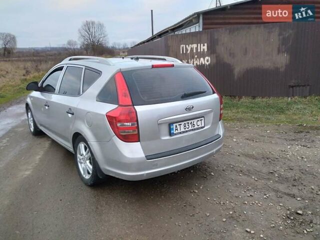 Серый Киа Сид, объемом двигателя 2.02 л и пробегом 350 тыс. км за 4800 $, фото 1 на Automoto.ua