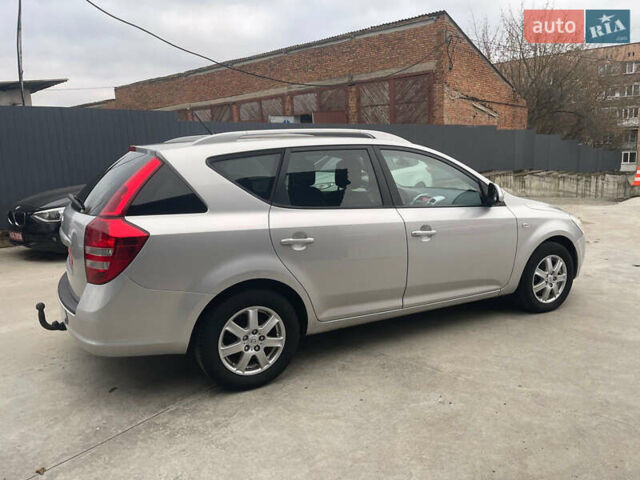 Сірий Кіа Сід, об'ємом двигуна 1.6 л та пробігом 192 тис. км за 6400 $, фото 14 на Automoto.ua