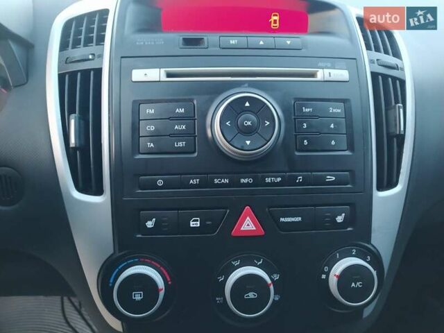 Серый Киа Сид, объемом двигателя 1.4 л и пробегом 227 тыс. км за 5800 $, фото 25 на Automoto.ua