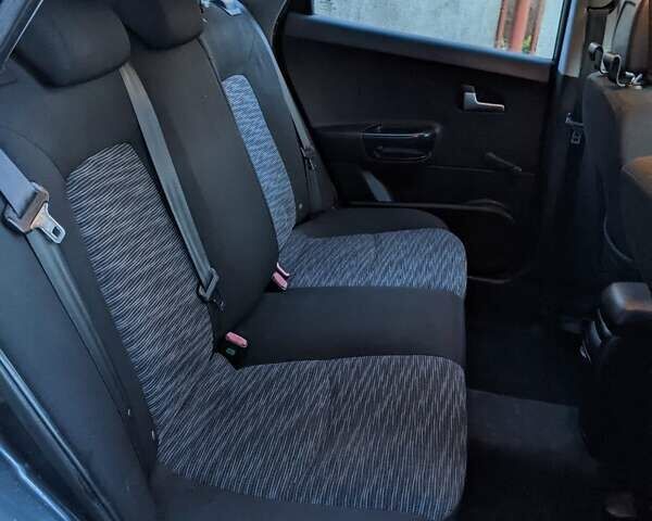 Сірий Кіа Сід, об'ємом двигуна 1.6 л та пробігом 213 тис. км за 5750 $, фото 20 на Automoto.ua
