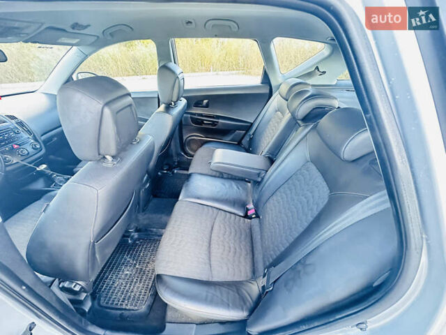 Серый Киа Сид, объемом двигателя 2 л и пробегом 187 тыс. км за 4999 $, фото 17 на Automoto.ua