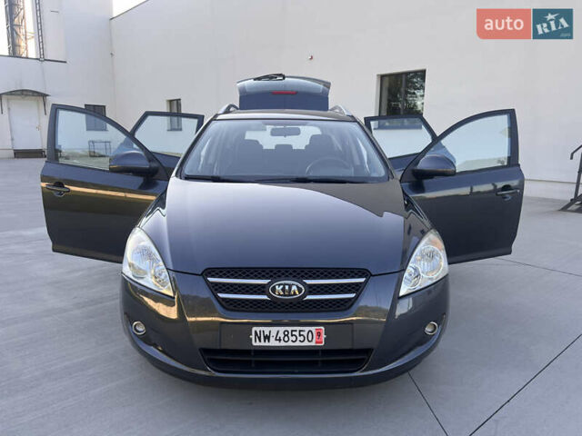 Серый Киа Сид, объемом двигателя 1.4 л и пробегом 160 тыс. км за 5550 $, фото 6 на Automoto.ua