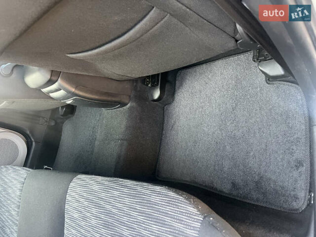 Кіа Сід 2009 у Ахтырке на Automoto.ua Сірий Кіа Сід, об'ємом двигуна 1.6 л та пробігом 226 тис. км за 6445 $, фото 41 на Automoto.ua