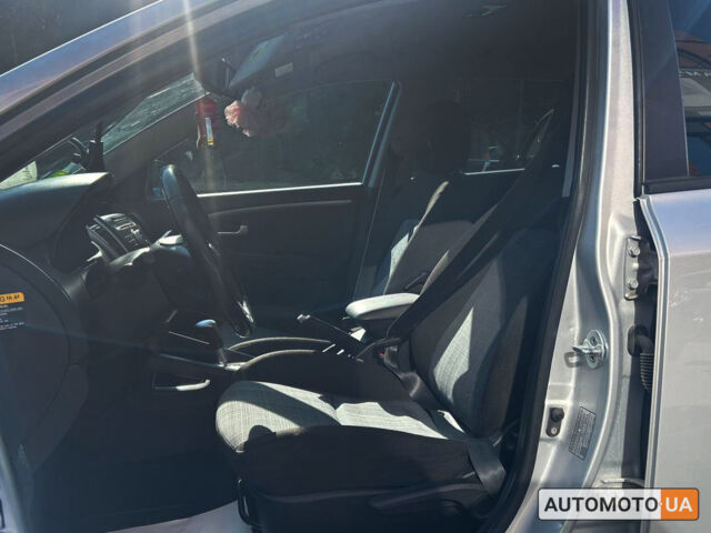 Серый Киа Сид, объемом двигателя 1.6 л и пробегом 164 тыс. км за 8200 $, фото 9 на Automoto.ua