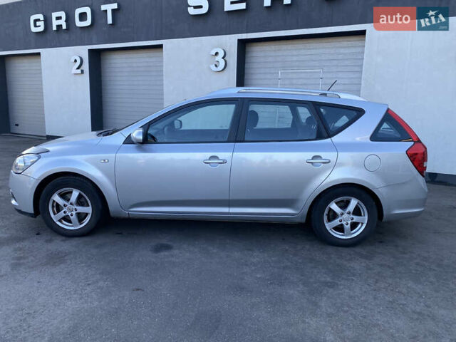 Серый Киа Сид, объемом двигателя 1.59 л и пробегом 207 тыс. км за 6499 $, фото 6 на Automoto.ua