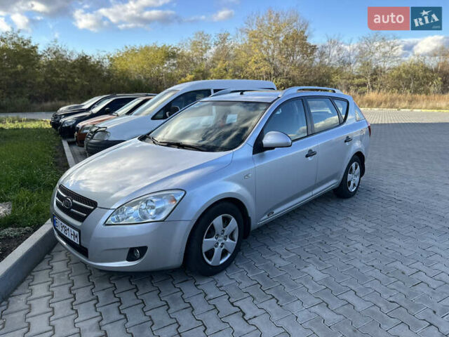 Серый Киа Сид, объемом двигателя 2 л и пробегом 187 тыс. км за 4999 $, фото 16 на Automoto.ua