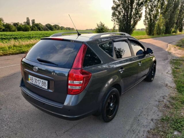 Серый Киа Сид, объемом двигателя 1.6 л и пробегом 256 тыс. км за 5999 $, фото 7 на Automoto.ua