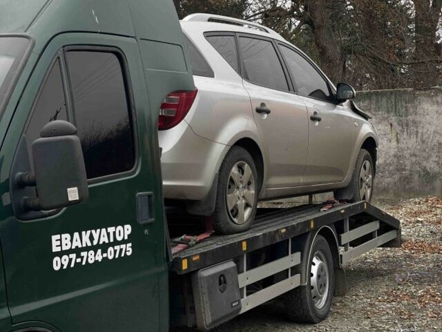 Сірий Кіа Сід, об'ємом двигуна 1.4 л та пробігом 245 тис. км за 1999 $, фото 1 на Automoto.ua