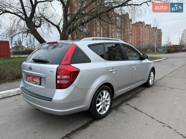 Серый Киа Сид, объемом двигателя 1.4 л и пробегом 143 тыс. км за 6500 $, фото 6 на Automoto.ua