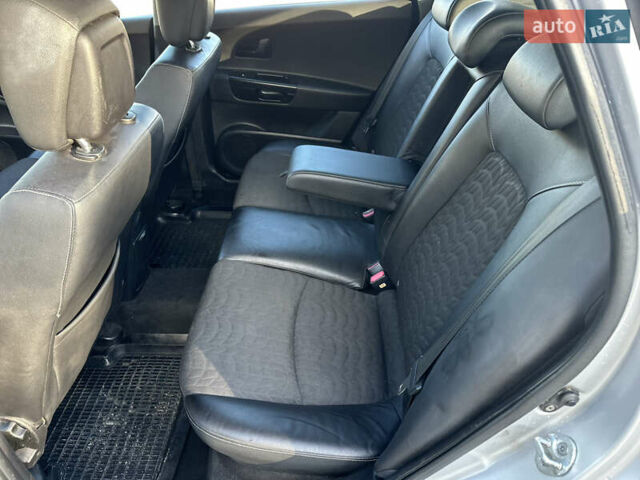 Серый Киа Сид, объемом двигателя 2 л и пробегом 187 тыс. км за 4999 $, фото 23 на Automoto.ua