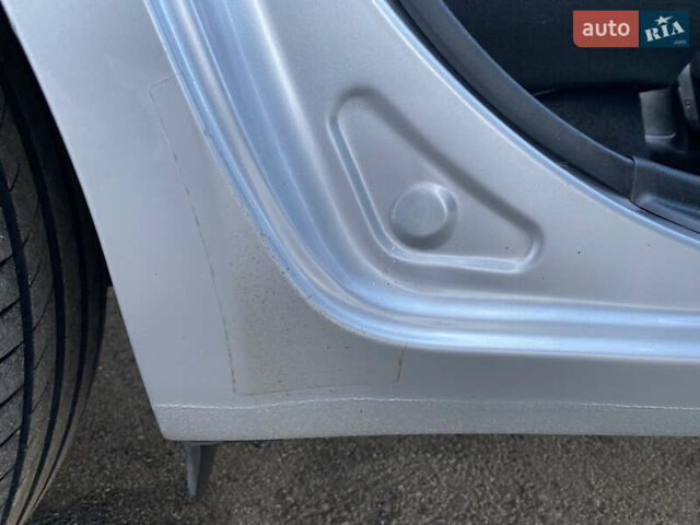Серый Киа Сид, объемом двигателя 1.59 л и пробегом 207 тыс. км за 6499 $, фото 23 на Automoto.ua