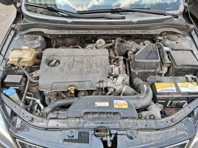 Киа Сид 2009 в Белой Церкве на Automoto.ua Серый Киа Сид, объемом двигателя 1.6 л и пробегом 234 тыс. км за 8250 $, фото 6 на Automoto.ua