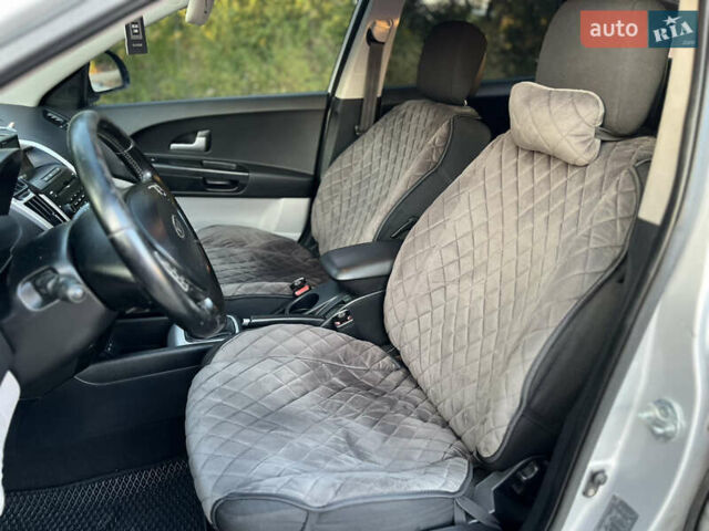 Серый Киа Сид, объемом двигателя 1.6 л и пробегом 263 тыс. км за 5850 $, фото 40 на Automoto.ua