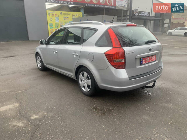 Серый Киа Сид, объемом двигателя 1.6 л и пробегом 232 тыс. км за 6200 $, фото 6 на Automoto.ua