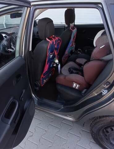 Серый Киа Сид, объемом двигателя 1.4 л и пробегом 210 тыс. км за 6300 $, фото 12 на Automoto.ua