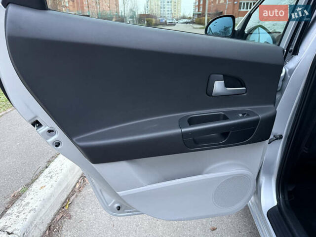 Серый Киа Сид, объемом двигателя 1.4 л и пробегом 143 тыс. км за 6500 $, фото 43 на Automoto.ua