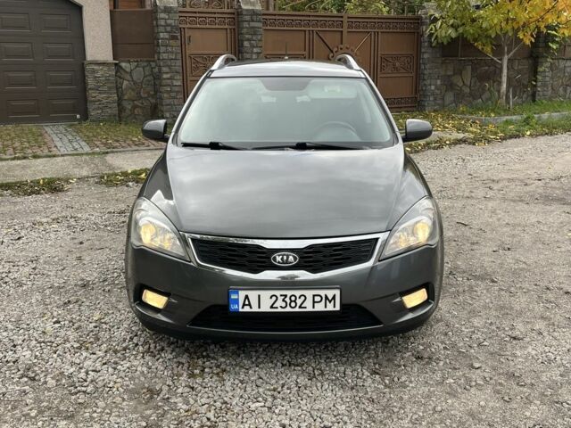 Сірий Кіа Сід, об'ємом двигуна 1.6 л та пробігом 284 тис. км за 5850 $, фото 3 на Automoto.ua