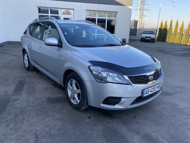 Серый Киа Сид, объемом двигателя 1.6 л и пробегом 207 тыс. км за 6499 $, фото 1 на Automoto.ua
