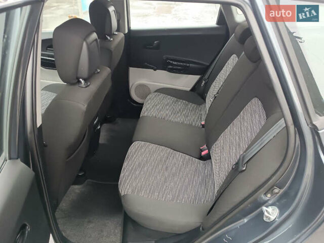 Серый Киа Сид, объемом двигателя 1.4 л и пробегом 161 тыс. км за 6299 $, фото 87 на Automoto.ua