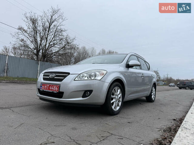 Серый Киа Сид, объемом двигателя 1.4 л и пробегом 143 тыс. км за 6500 $, фото 8 на Automoto.ua