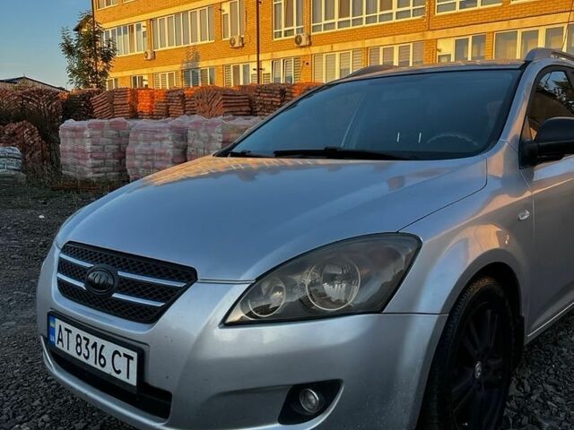 Серый Киа Сид, объемом двигателя 2 л и пробегом 370 тыс. км за 4150 $, фото 4 на Automoto.ua