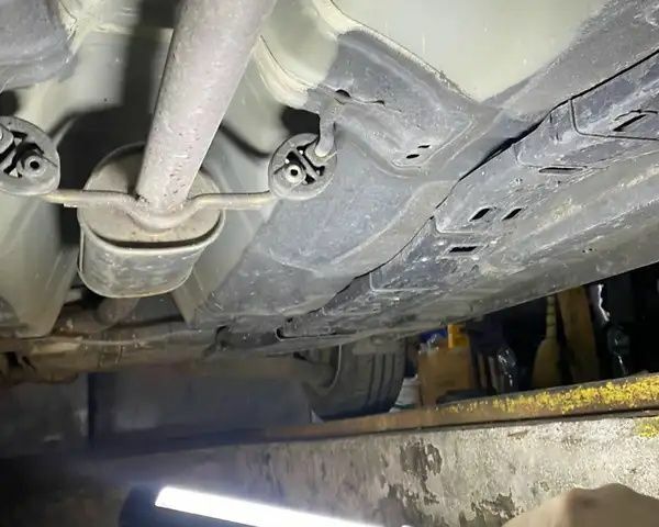 Серый Киа Сид, объемом двигателя 1.6 л и пробегом 143 тыс. км за 6500 $, фото 22 на Automoto.ua