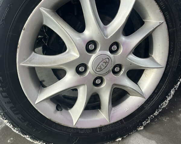 Сірий Кіа Сід, об'ємом двигуна 1.59 л та пробігом 159 тис. км за 5300 $, фото 7 на Automoto.ua