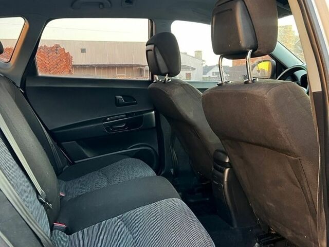 Серый Киа Сид, объемом двигателя 2 л и пробегом 370 тыс. км за 4150 $, фото 42 на Automoto.ua