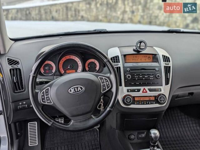 Сірий Кіа Сід, об'ємом двигуна 1.6 л та пробігом 276 тис. км за 5800 $, фото 46 на Automoto.ua
