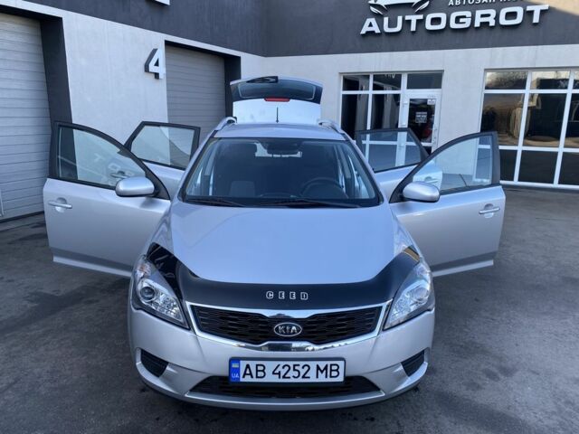 Серый Киа Сид, объемом двигателя 1.6 л и пробегом 207 тыс. км за 6499 $, фото 8 на Automoto.ua