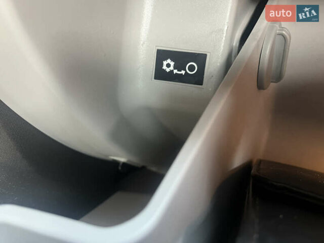 Кіа Сід 2009 у Ахтырке на Automoto.ua Сірий Кіа Сід, об'ємом двигуна 1.6 л та пробігом 226 тис. км за 6445 $, фото 30 на Automoto.ua