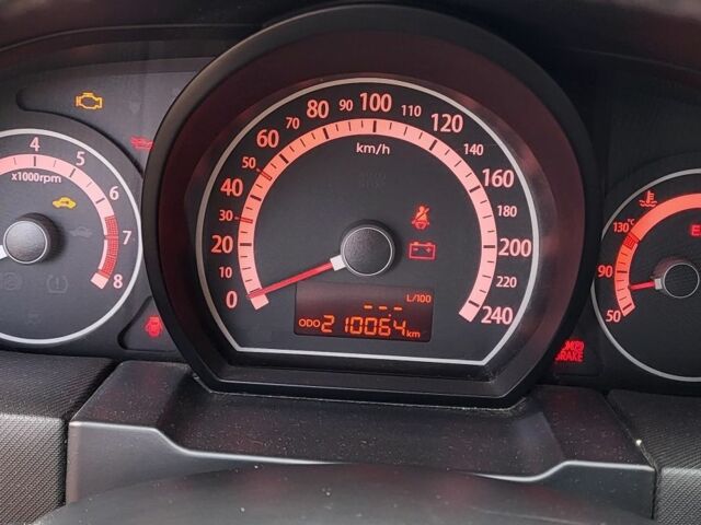 Серый Киа Сид, объемом двигателя 0 л и пробегом 2 тыс. км за 4900 $, фото 2 на Automoto.ua