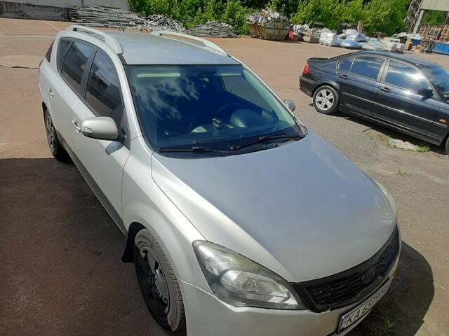 Серый Киа Сид, объемом двигателя 1.6 л и пробегом 226 тыс. км за 5500 $, фото 2 на Automoto.ua