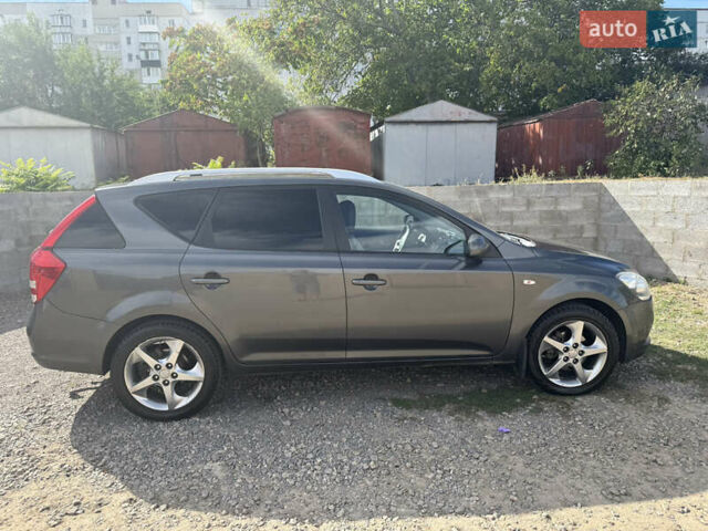 Серый Киа Сид, объемом двигателя 1.58 л и пробегом 224 тыс. км за 6250 $, фото 11 на Automoto.ua