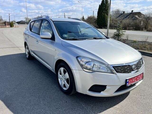 Серый Киа Сид, объемом двигателя 1.6 л и пробегом 202 тыс. км за 6700 $, фото 1 на Automoto.ua