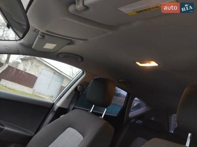 Серый Киа Сид, объемом двигателя 1.4 л и пробегом 211 тыс. км за 6550 $, фото 15 на Automoto.ua