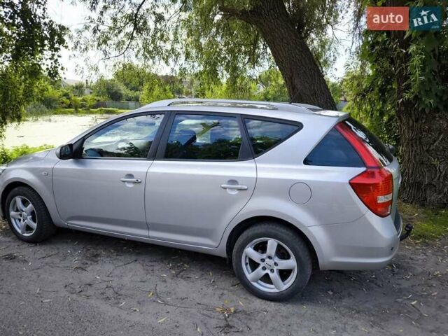 Сірий Кіа Сід, об'ємом двигуна 1.4 л та пробігом 204 тис. км за 6100 $, фото 6 на Automoto.ua