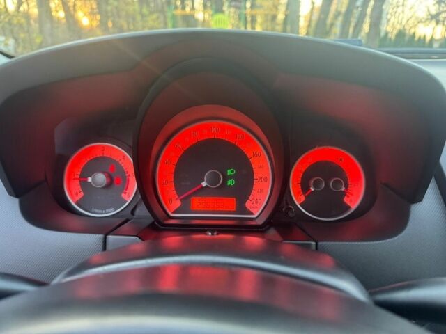 Серый Киа Сид, объемом двигателя 2 л и пробегом 297 тыс. км за 3750 $, фото 7 на Automoto.ua