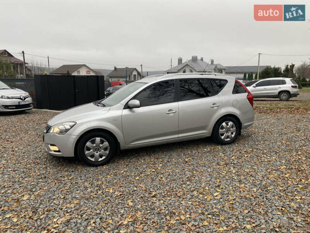 Серый Киа Сид, объемом двигателя 1.58 л и пробегом 204 тыс. км за 6299 $, фото 3 на Automoto.ua