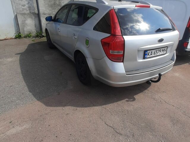 Серый Киа Сид, объемом двигателя 1.6 л и пробегом 226 тыс. км за 5500 $, фото 7 на Automoto.ua