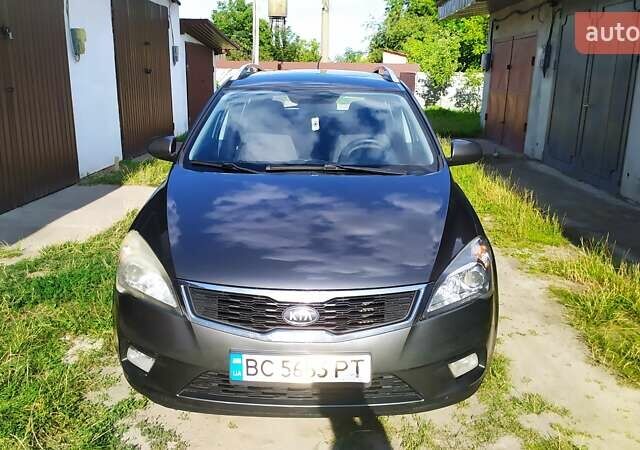 Сірий Кіа Сід, об'ємом двигуна 1.58 л та пробігом 246 тис. км за 6500 $, фото 2 на Automoto.ua