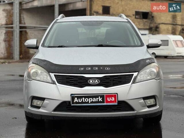 Серый Киа Сид, объемом двигателя 1.6 л и пробегом 224 тыс. км за 7490 $, фото 2 на Automoto.ua