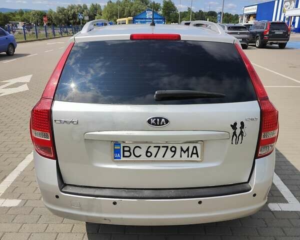 Сірий Кіа Сід, об'ємом двигуна 1.6 л та пробігом 225 тис. км за 6600 $, фото 3 на Automoto.ua