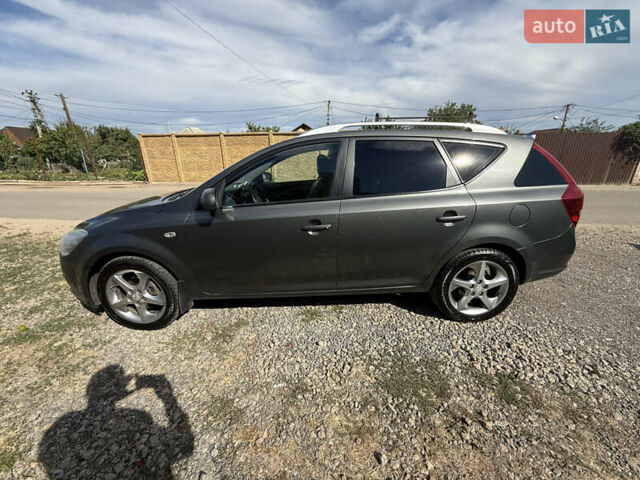 Серый Киа Сид, объемом двигателя 1.58 л и пробегом 224 тыс. км за 6250 $, фото 10 на Automoto.ua
