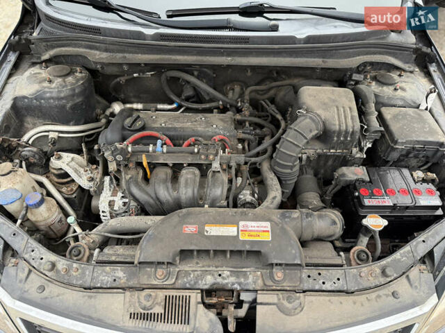 Серый Киа Сид, объемом двигателя 1.4 л и пробегом 250 тыс. км за 4999 $, фото 12 на Automoto.ua