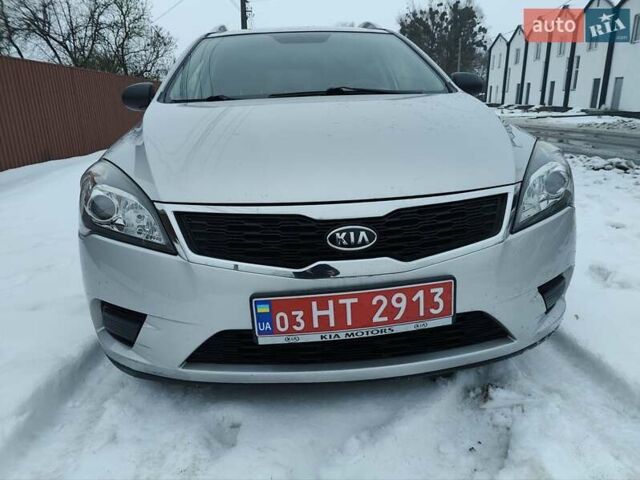 Сірий Кіа Сід, об'ємом двигуна 1.4 л та пробігом 212 тис. км за 6450 $, фото 2 на Automoto.ua