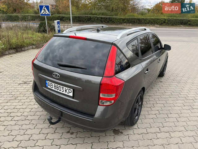 Серый Киа Сид, объемом двигателя 1.6 л и пробегом 276 тыс. км за 6700 $, фото 7 на Automoto.ua